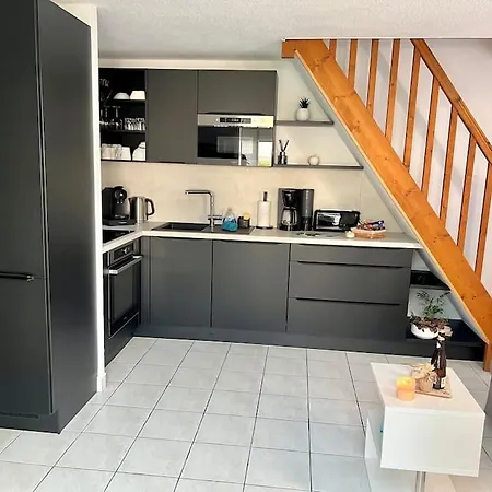 Perle Beach, Petite Maison Situee En Bord De Plage, Piscine. * Гидель
