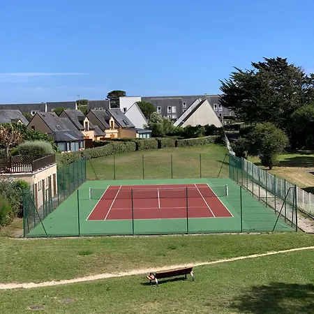 Perle Beach, Petite Maison Situee En Bord De Plage, Piscine.